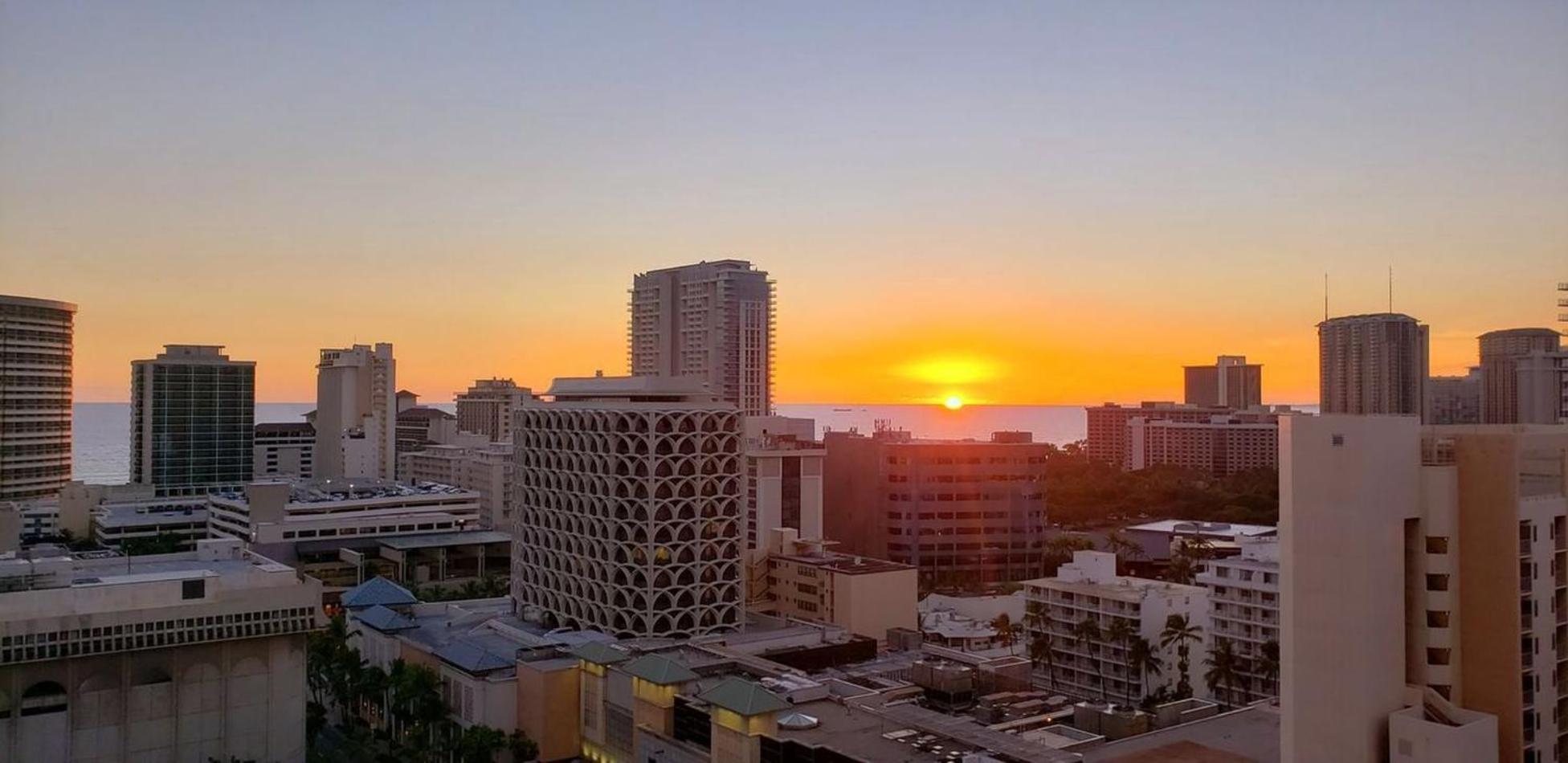 Waikiki Kuhio 1-Bedrm Apt, Ocean View, Free Parking & Wifi 호놀룰루 외부 사진